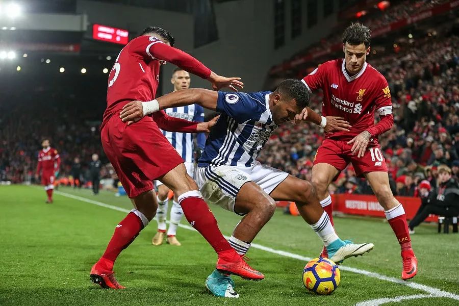 足球巴萨高层称将坚定走年轻化路线