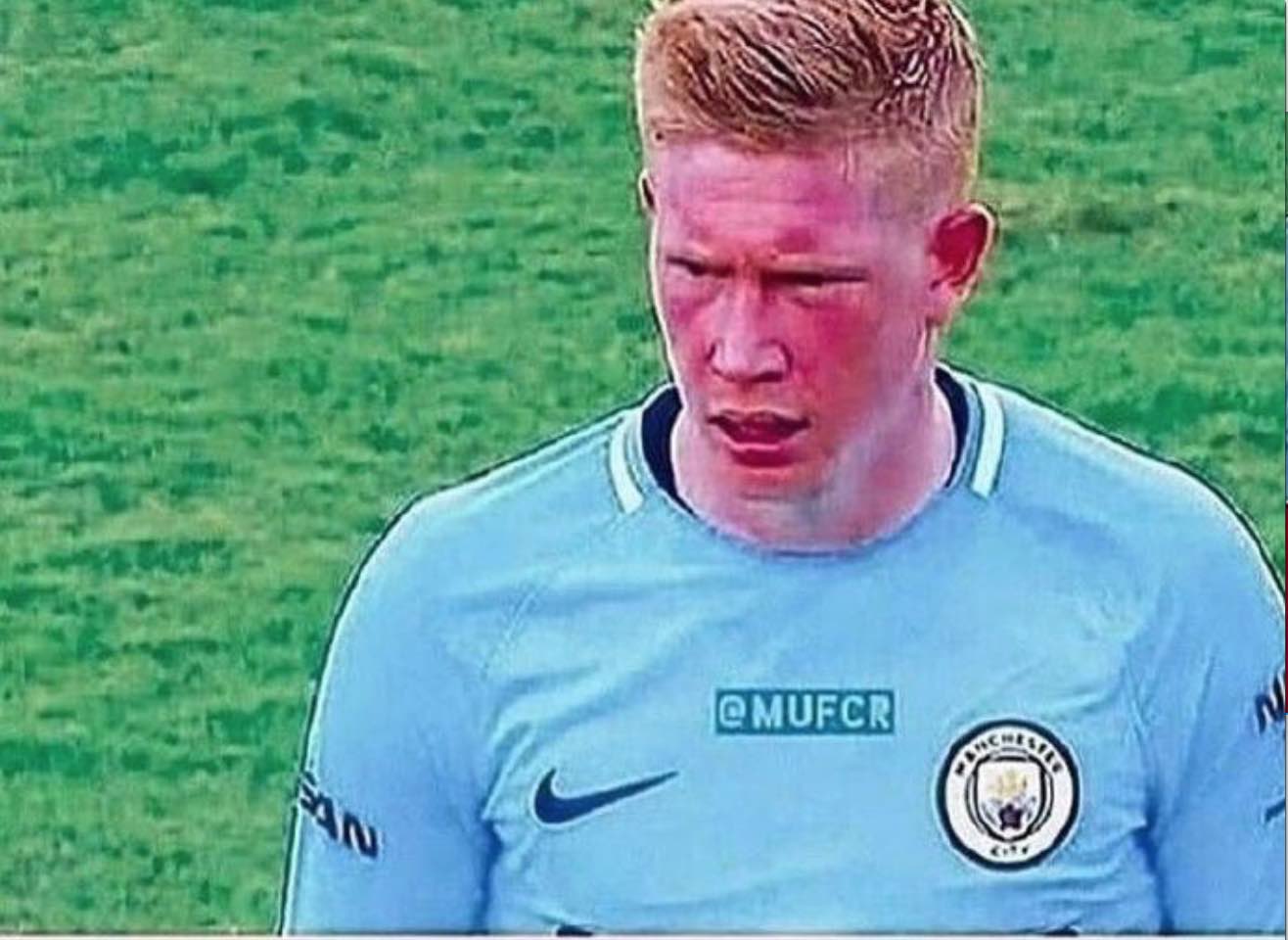 英超积分榜更新：曼城领先优势扩大,