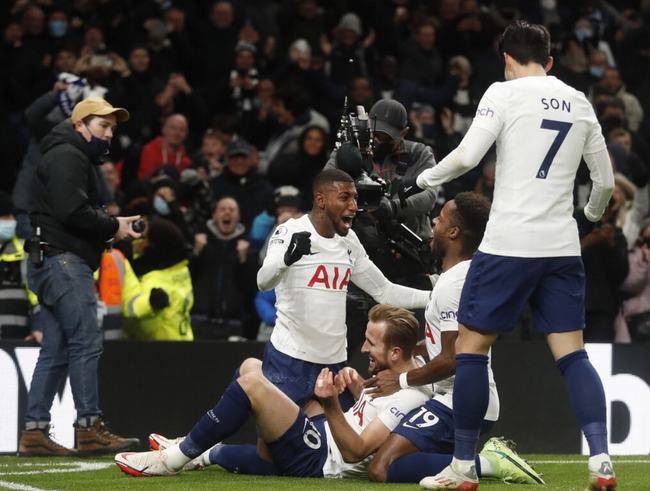 小克鲁伊夫：因女儿患癌辞去巴萨总监；中国执教的三年很愉快