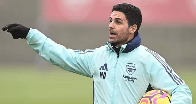 王钰栋新经纪公司：曾代理莱万、拜尔，旗下球员多在德国、瑞士踢球